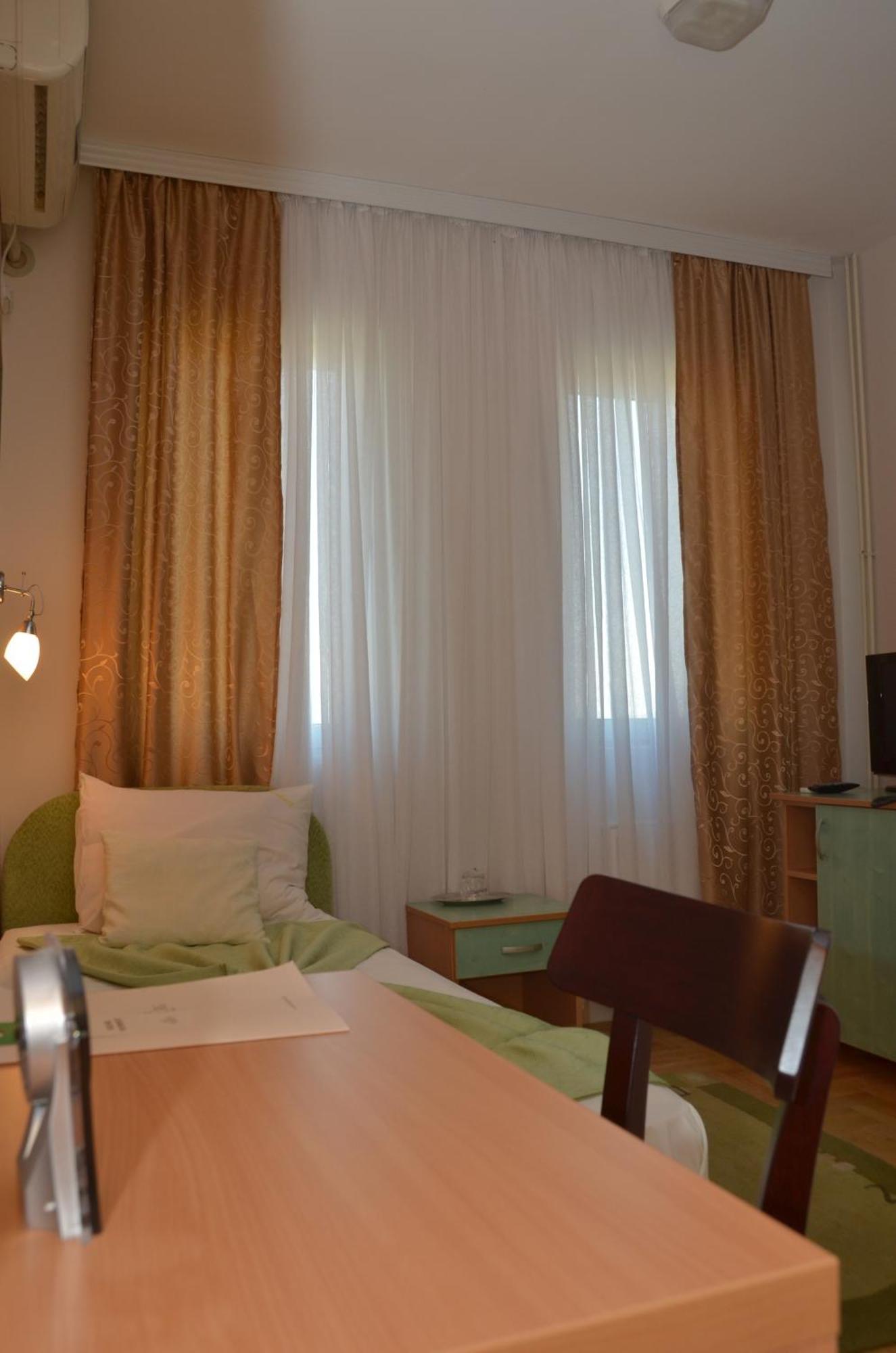Hotel Dragovic Смедереве Номер фото