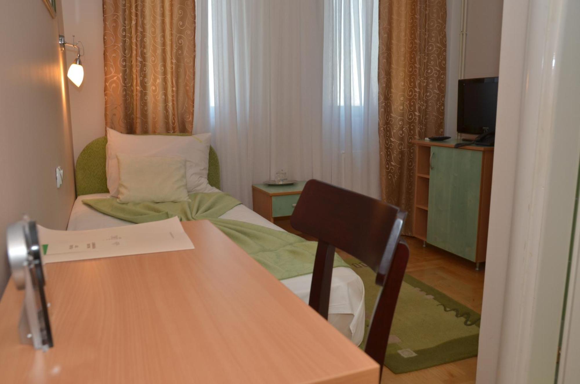 Hotel Dragovic Смедереве Номер фото